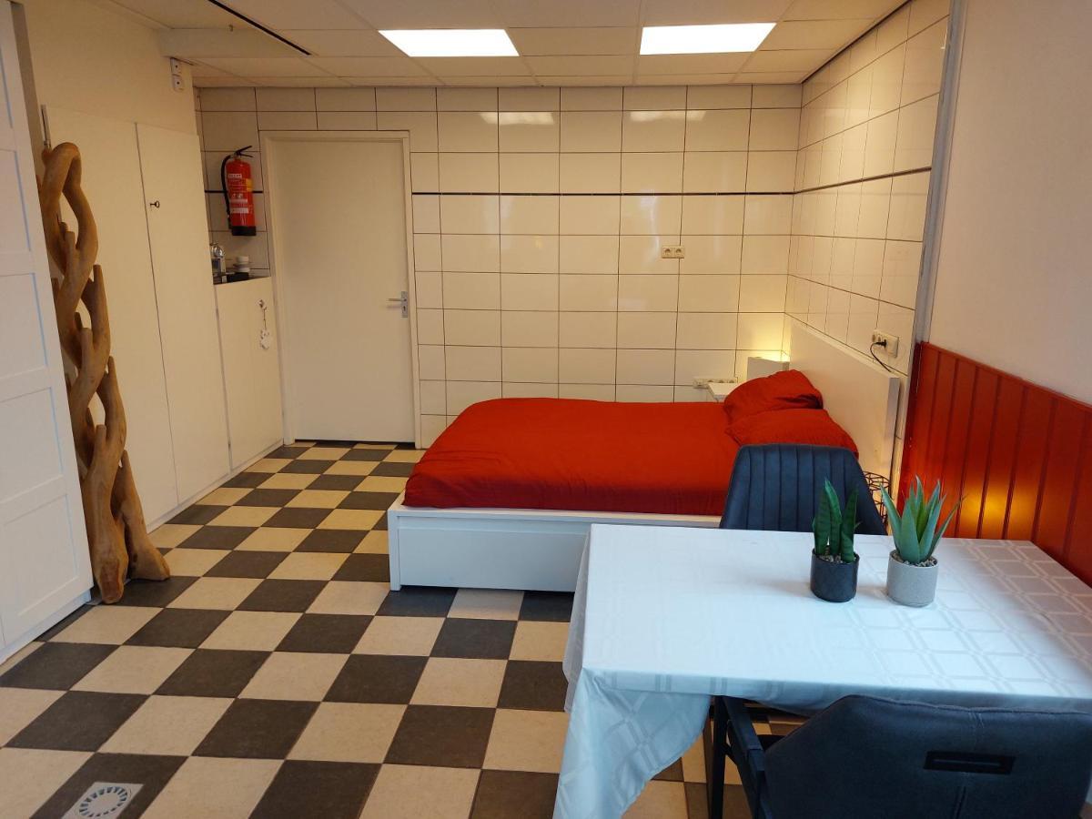 오스펠 Gasthuys De Peel B&B 외부 사진